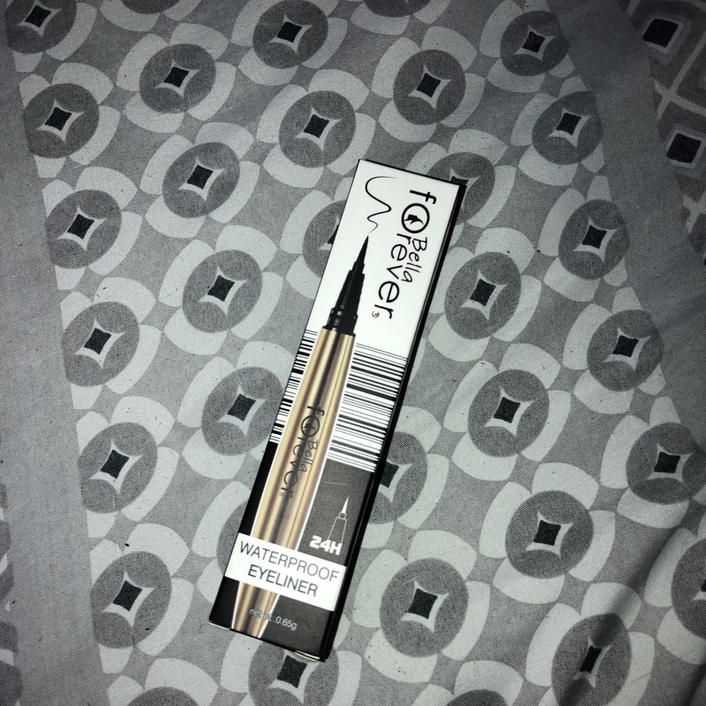 Amazing Waterproof Eyeliner
